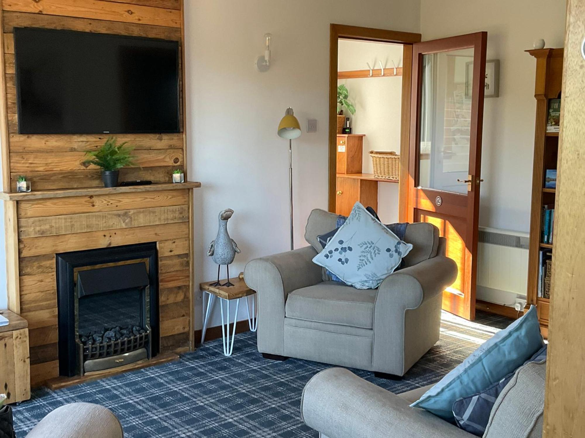 Heron Lodge, Edge Of Mabie Forest Dumfries Bagian luar foto